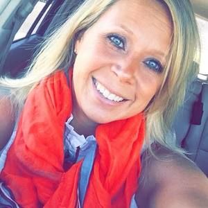 Meet your Posher, Pamela